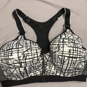 Maidenform sport bra 34DD